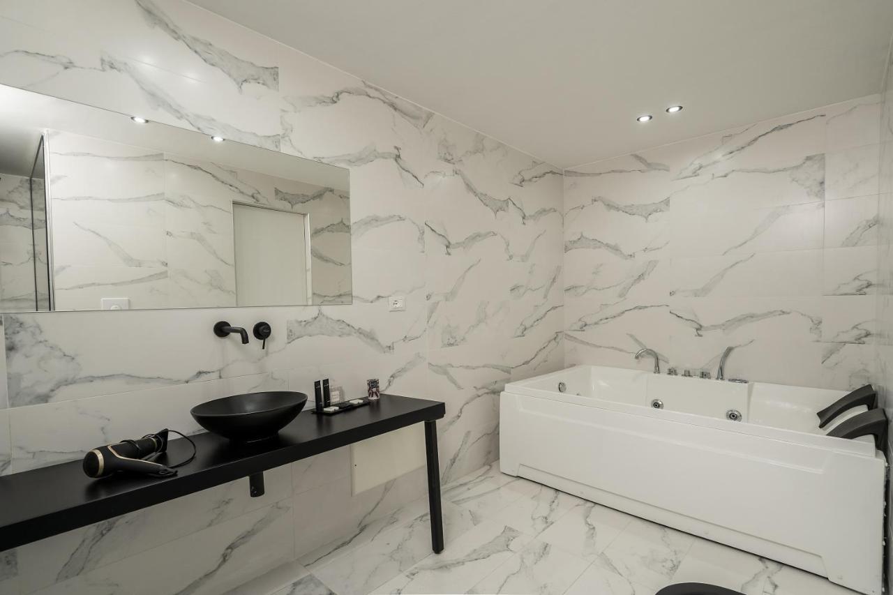 Marmur Suite Palerme Extérieur photo